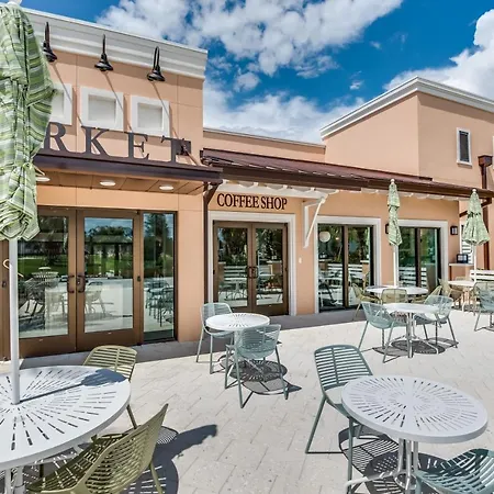 Solara Resort Townhome, 15 Minutes From Disney-3